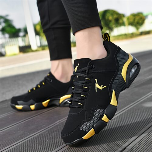 product-fancy-6baee0b6-a631-4e31-8d54-2d89780e0ab6 Chaussures de basket-ball pour hommes - Baskets rembourrées