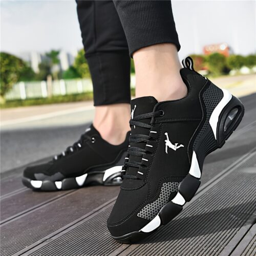 product-fancy-ec376851-7f85-4d75-96b2-1c78794c20a8 Chaussures de basket-ball pour hommes - Baskets rembourrées