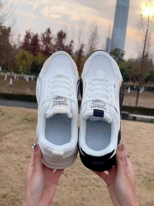 product-f2deaab366385292caf550f49578bf66c3b2ac04.goods_.000001 Baskets Plateforme Femme - Revêtement Synthétique