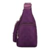 Sac Bandoulière Carré Unisexe en Tissu Oxford Alliez style et praticité avec ce sac à épaule unique grand format, conçu pour les hommes et les femmes.