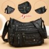 Sac Messager Unisexe "Automne-Hiver" : Le Cadeau Idéal de Noël. Un sac bandoulière tendance, pratique et mixte, avec des zips multiples au look décontracté et original.