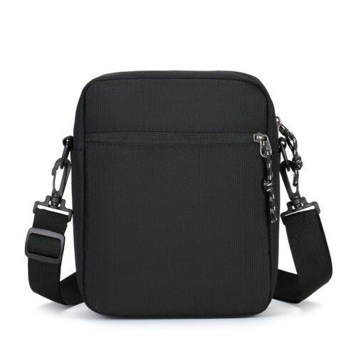 Sac bandoulière homme grand format en Oxford – Tendance, vertical et pratique au quotidien.