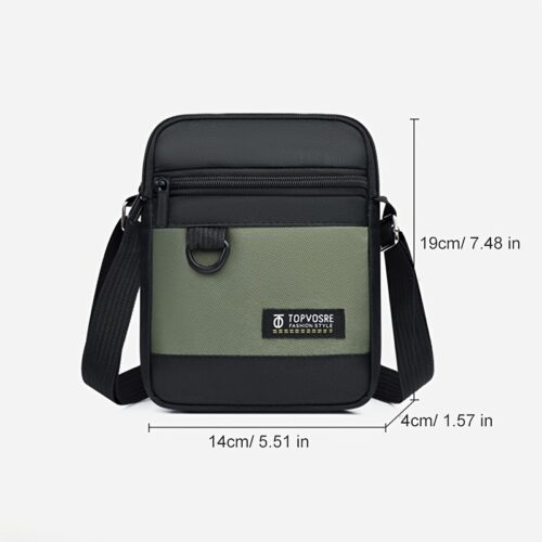 Cette pochette bandoulière pour homme est conçue pour offrir une solution de rangement compacte, pratique et polyvalente au quotidien.