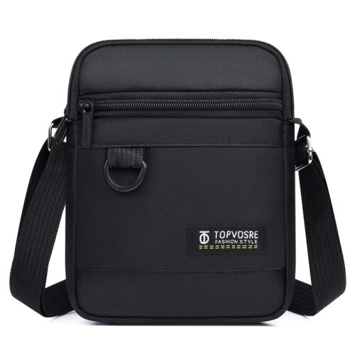Cette pochette bandoulière pour homme est conçue pour offrir une solution de rangement compacte, pratique et polyvalente au quotidien.