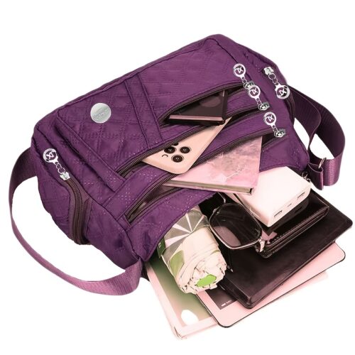 Sac Bandoulière Carré Unisexe en Tissu Oxford Alliez style et praticité avec ce sac à épaule unique grand format, conçu pour les hommes et les femmes.
