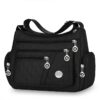 Sac Bandoulière Carré Unisexe en Tissu Oxford Alliez style et praticité avec ce sac à épaule unique grand format, conçu pour les hommes et les femmes.