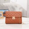 Sac à Main Tendance au Design Niche : L'Accessoire Chic avec Anneau et Chaîne