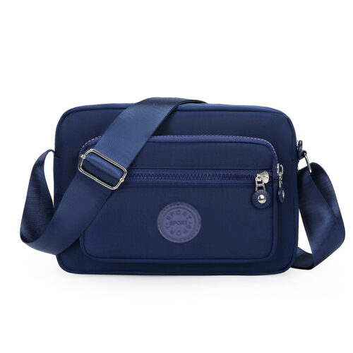 Design Intemporel & Unisexe : Une couleur unie élégante qui s'accorde facilement avec toutes vos tenues, de la plus décontractée à la plus habillée.