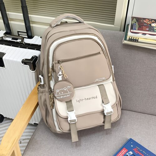 Sac à Dos Tendance en Nylon Léger et Spacieux