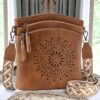 Sac bandoulière femme sculpté avec pampille exquise