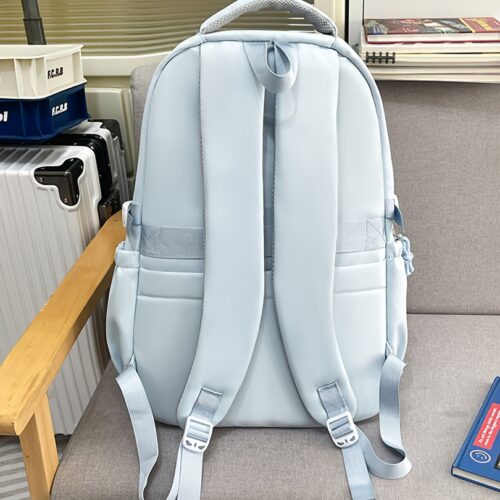 Sac à Dos Tendance en Nylon Léger et Spacieux